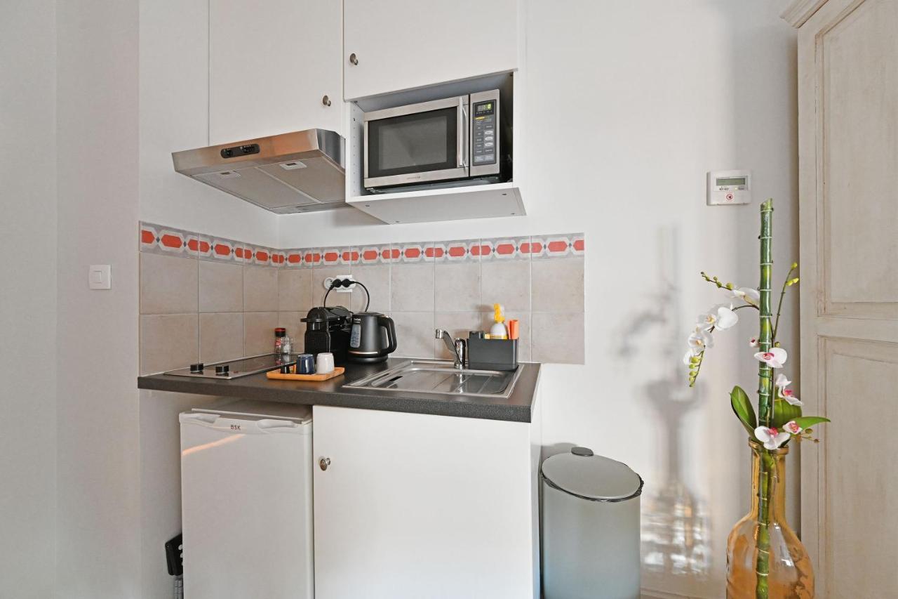 Au Coeur Des Papes, Dans Batisse De Charme Studios & Appartements En Coeur De Ville Avignon Exterior photo